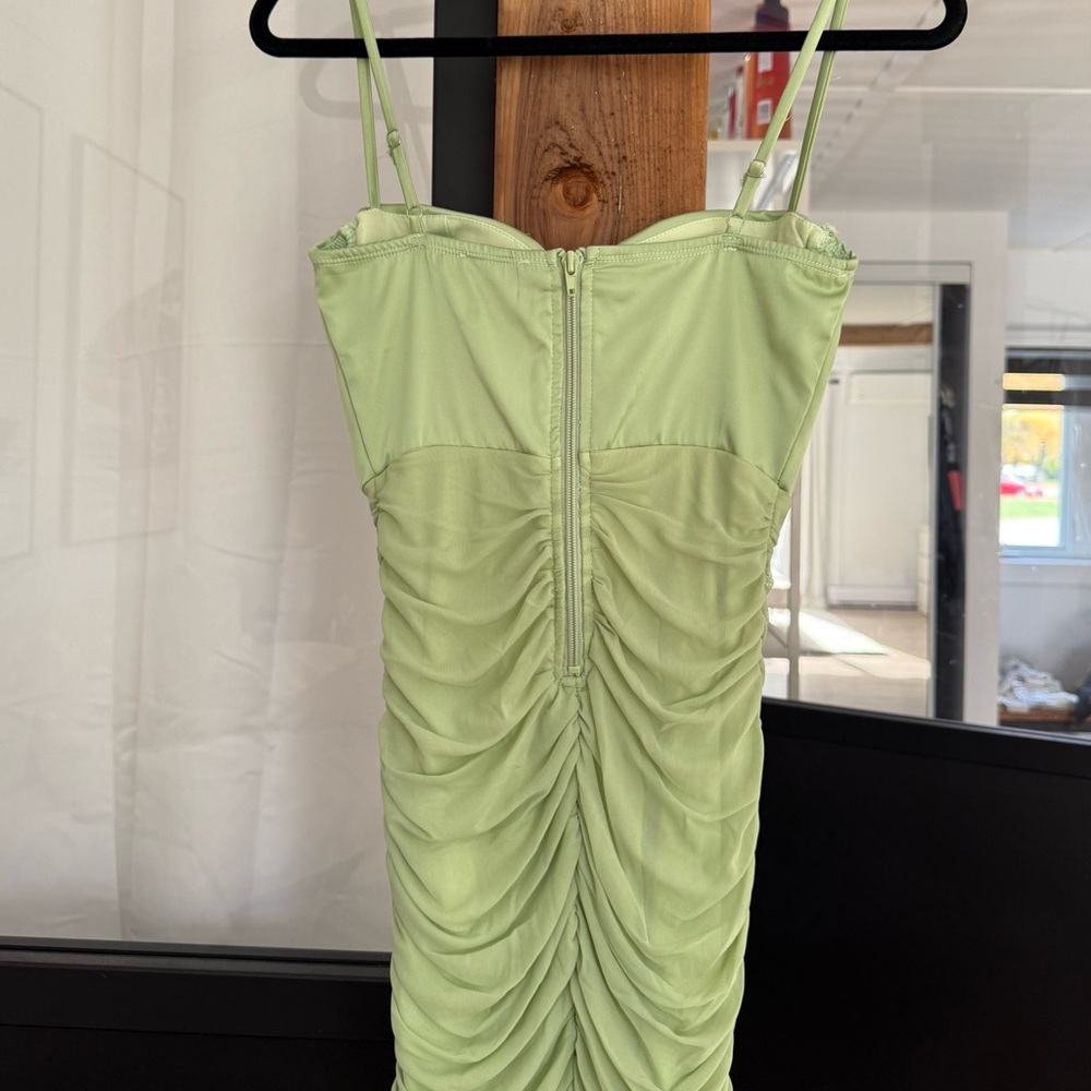 Elegant Green Ruched Dress - Picture 3 of 4